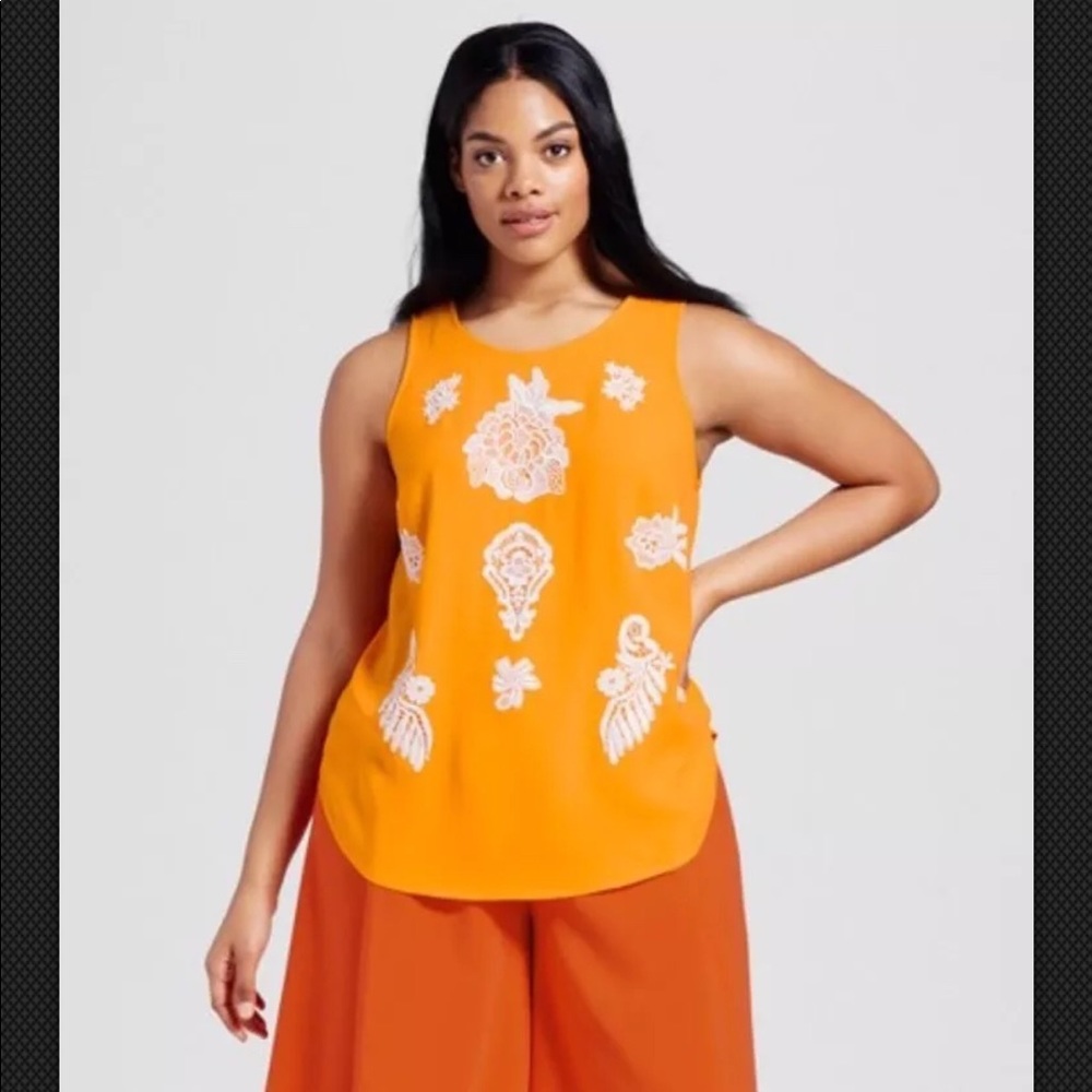 Marigold Floral appliqué Top size 3X NWT